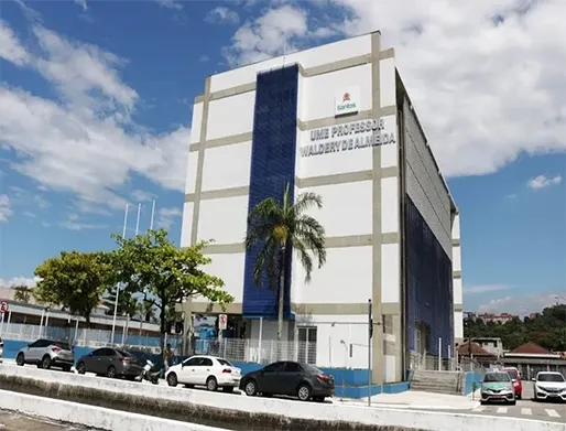 Limpeza de Caixa D'água de Escola na Vila União